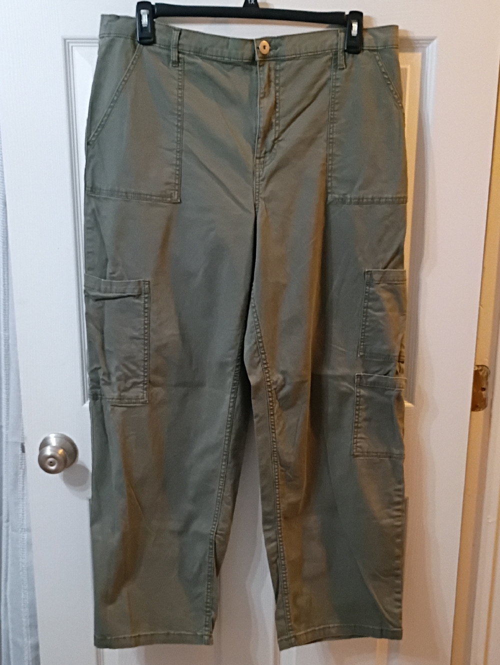 No Boundaries Olive Cargo Pants - Utility Pocket Style